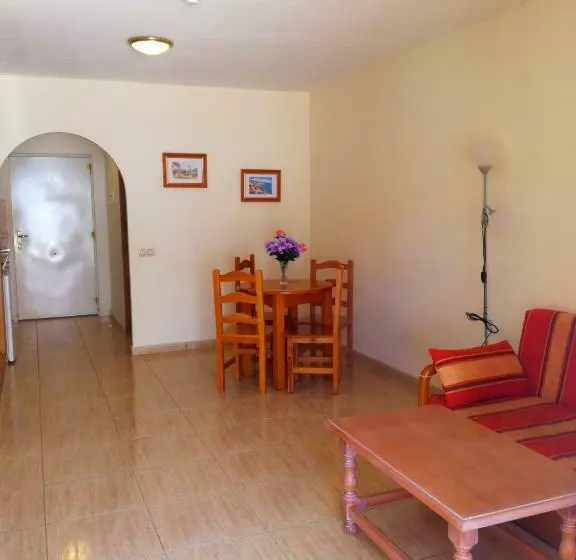 プールの見える1ベッドルームアパートメント, Apartamentos Parque Carolina