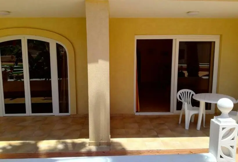 プールの見える1ベッドルームアパートメント, Apartamentos Parque Carolina