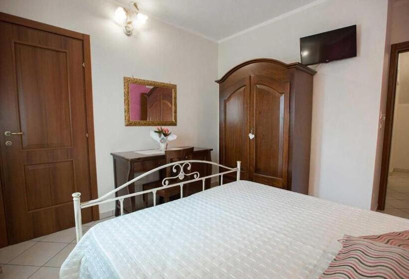 חדר דלוקס, B&b Le Due Gioie