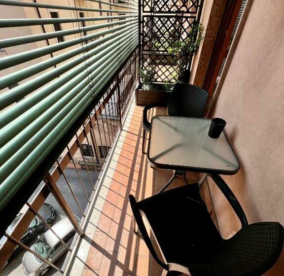 اتاق استاندارد, Avenue Rooms