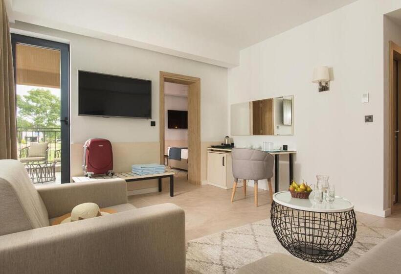 Апартаменты Deluxe 1 Спальня, Effect Algara Beach Resort   Ultra All Inclusive And Free Parking