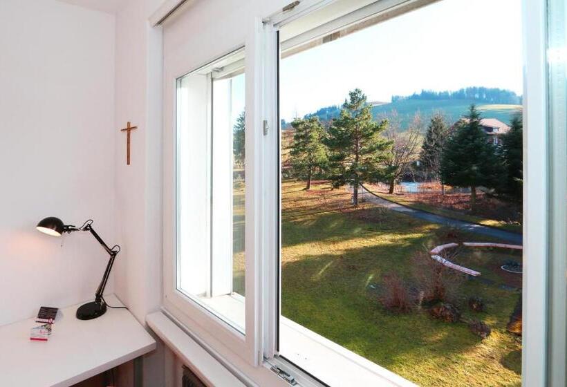 标准单人间共用浴室, Allegro Alpin Lodge