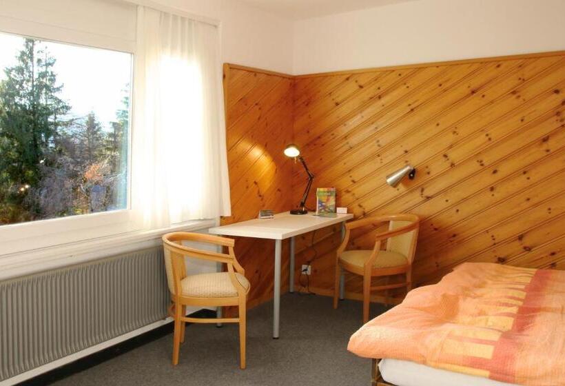 اتاق استاندارد سه تخته با سرویس بهداشتی مشترک, Allegro Alpin Lodge