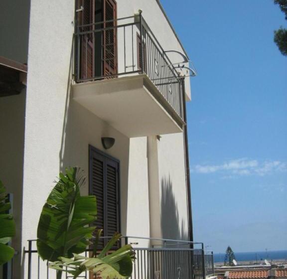 标准间侧面带海景, Albergo Auralba