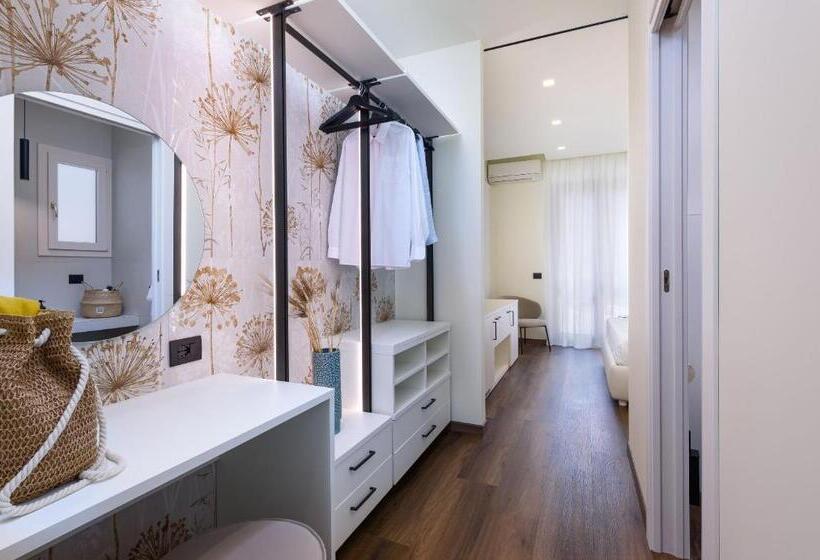 标准三人间, Albergo Auralba