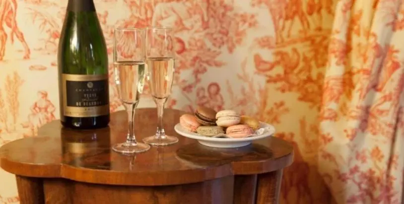 デラックススイート, Château De Bournel