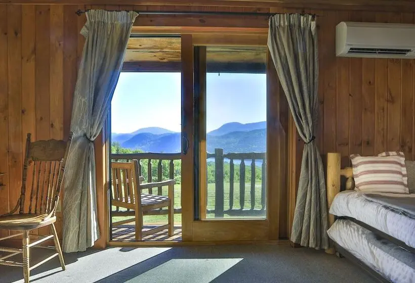 １ベッドルームハウス, Garnet Hill Lodge