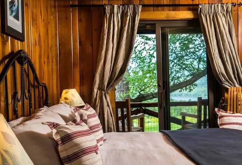 １ベッドルームハウス, Garnet Hill Lodge