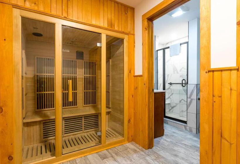 패밀리 룸, Garnet Hill Lodge