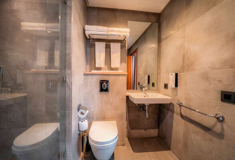 标准工作室, Kyriad Residence Casablanca