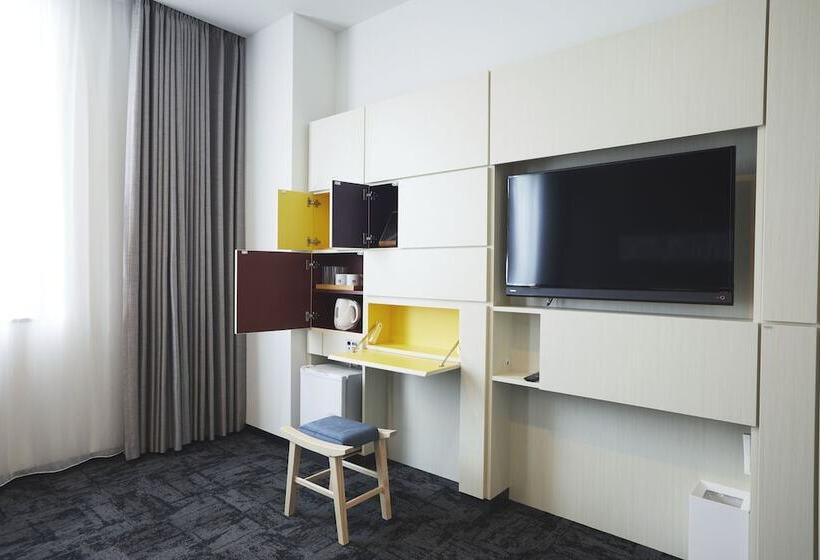Номер Deluxe, Monday Toyosu
