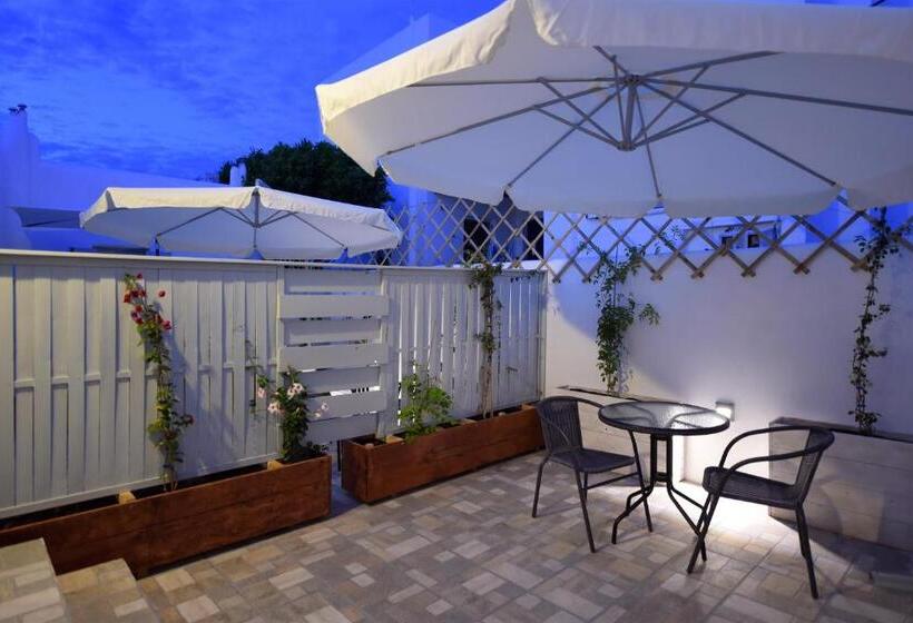 テラス付スーペリアルーム, Porto Naoussa