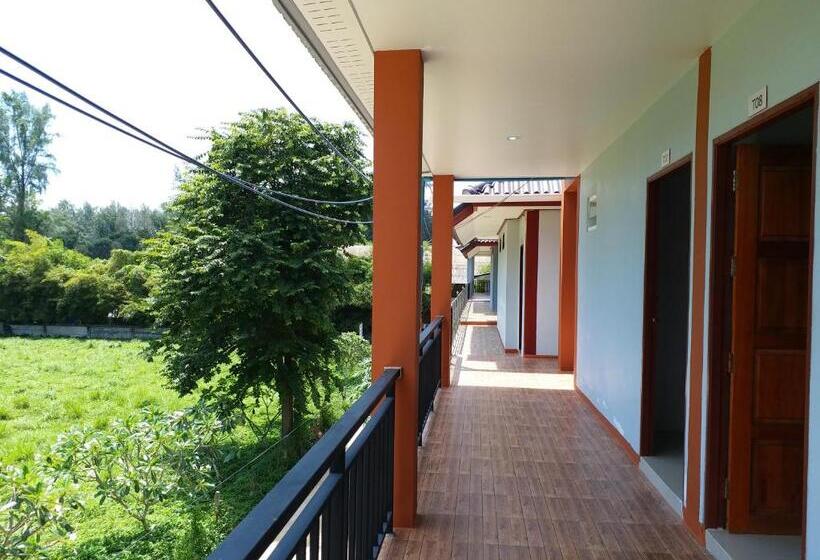 디럭스 룸, Tamarind Lanta Resort