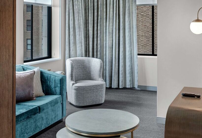 Люкс, Tulsa Club Hotel, Curio Collection By Hilton