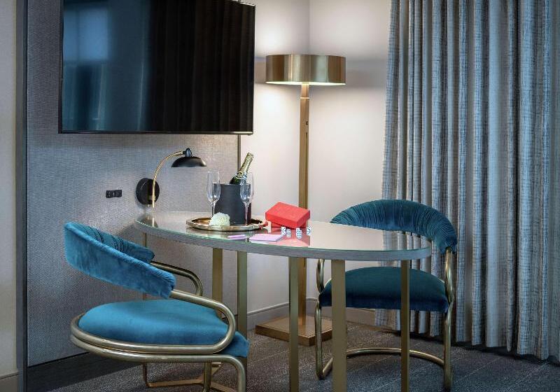 Люкс Кровать Кинг, Tulsa Club Hotel, Curio Collection By Hilton