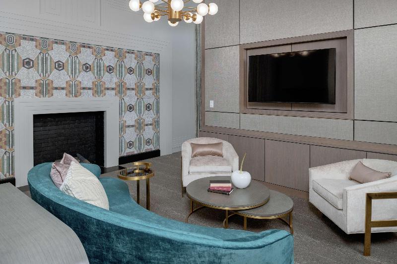 جناح, Tulsa Club Hotel, Curio Collection By Hilton