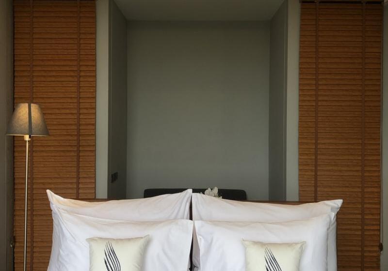 Полулюкс, Varivana Resort Koh Phangan   Sha Extra Plus