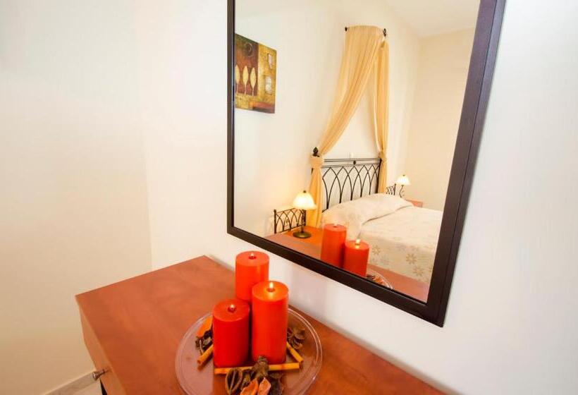 2 Bedroom Apartment with Views, Villa Sosanna