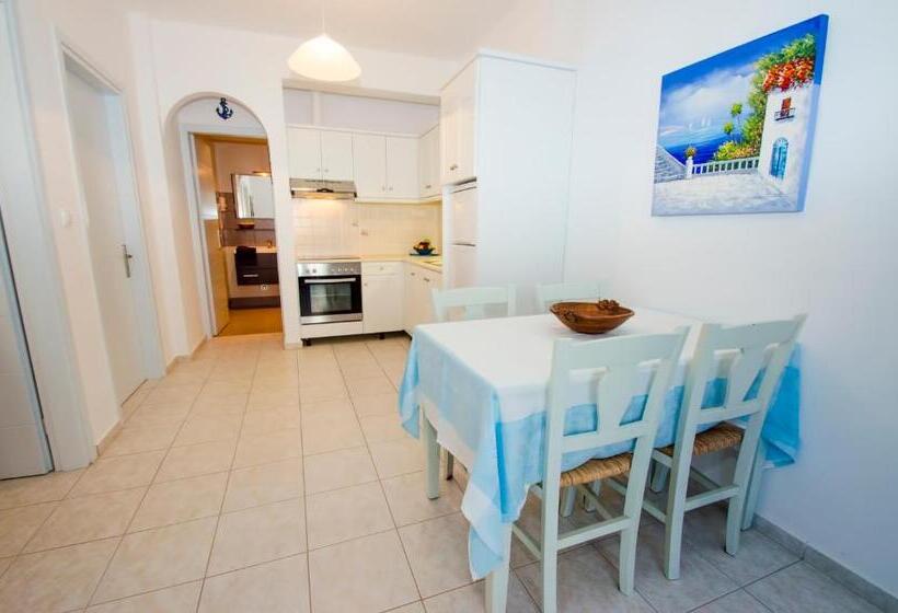 2 Bedroom Apartment with Views, Villa Sosanna