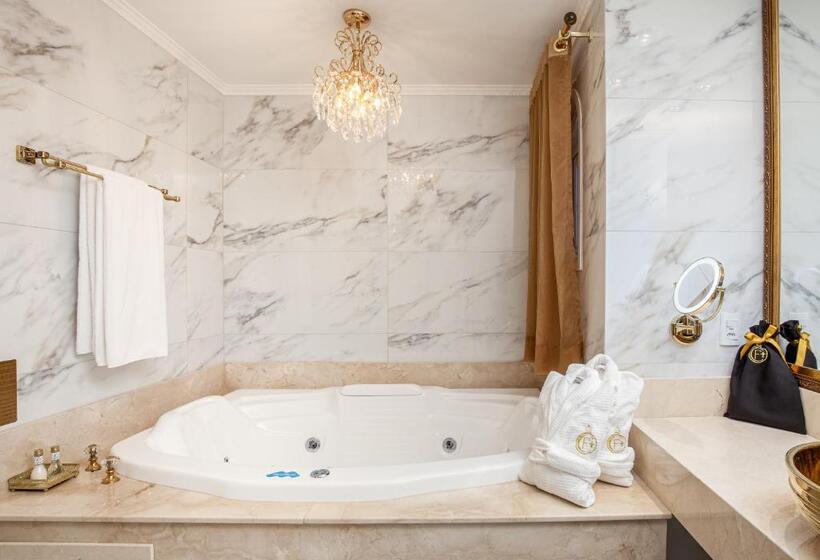 Люкс с гидромассажем, Colline De France