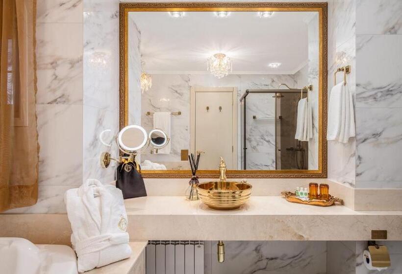 Люкс с гидромассажем, Colline De France