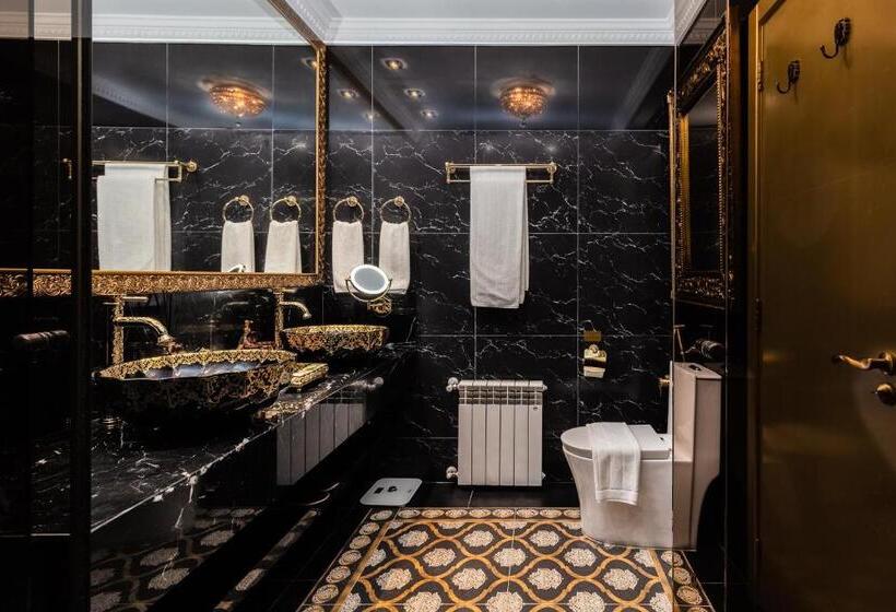 Люкс Мастер, Colline De France