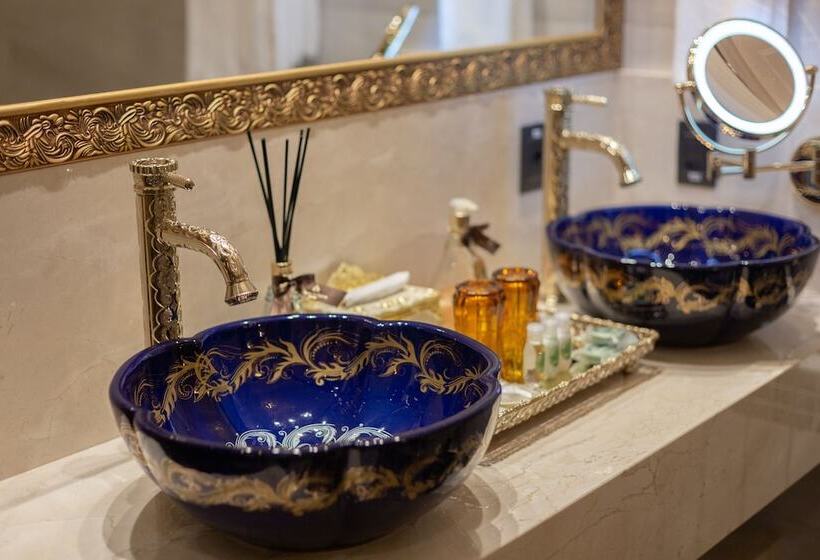 Люкс Мастер, Colline De France