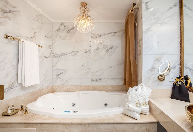 Люкс с гидромассажем, Colline De France