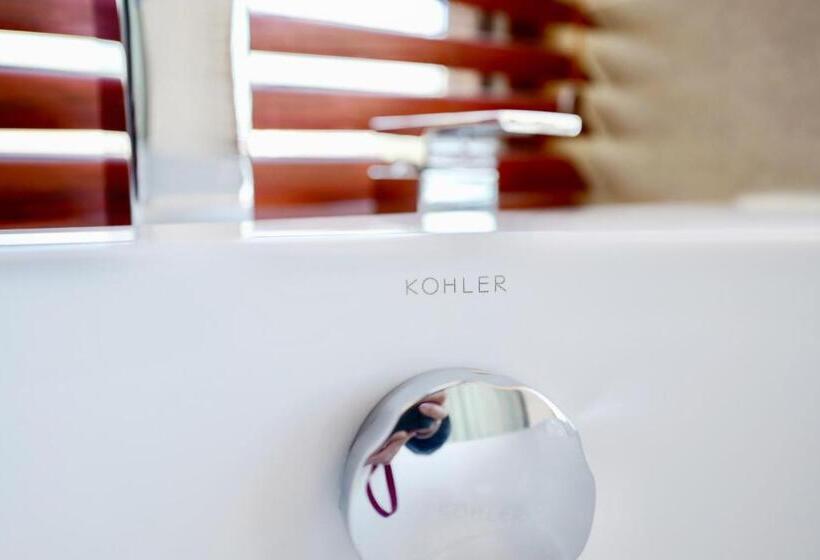 스탠다드 트리플 룸, Dali Rong Lu