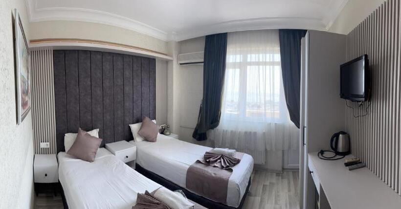 اتاق استاندارد با بالکن و چشم‌انداز دریا, Divas Silver