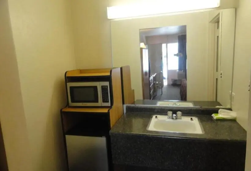 اتاق استاندارد با تخت بزرگ, Grand Rapids Inn