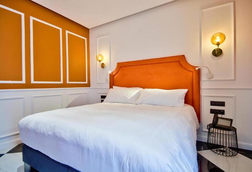 اتاق لوکس با وان آب گرم, Holm Boutique & Spa Ik Collection