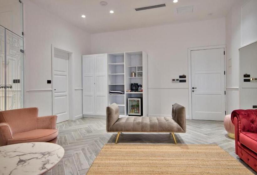 سوییت لوکس, Holm Boutique & Spa Ik Collection