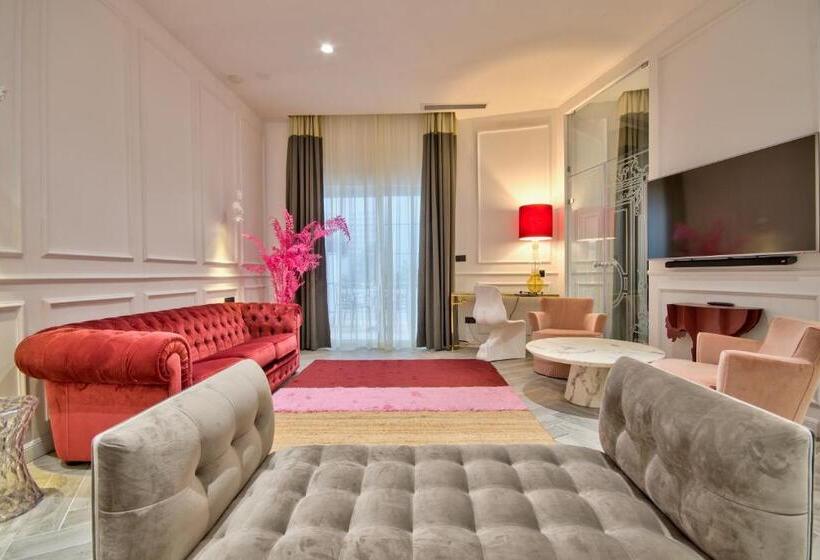 سوییت لوکس, Holm Boutique & Spa Ik Collection