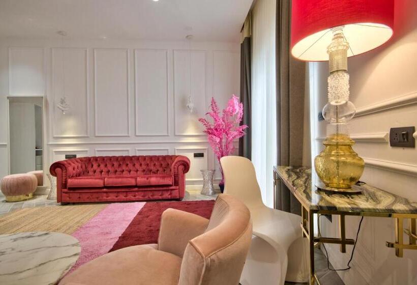 سوییت لوکس, Holm Boutique & Spa Ik Collection