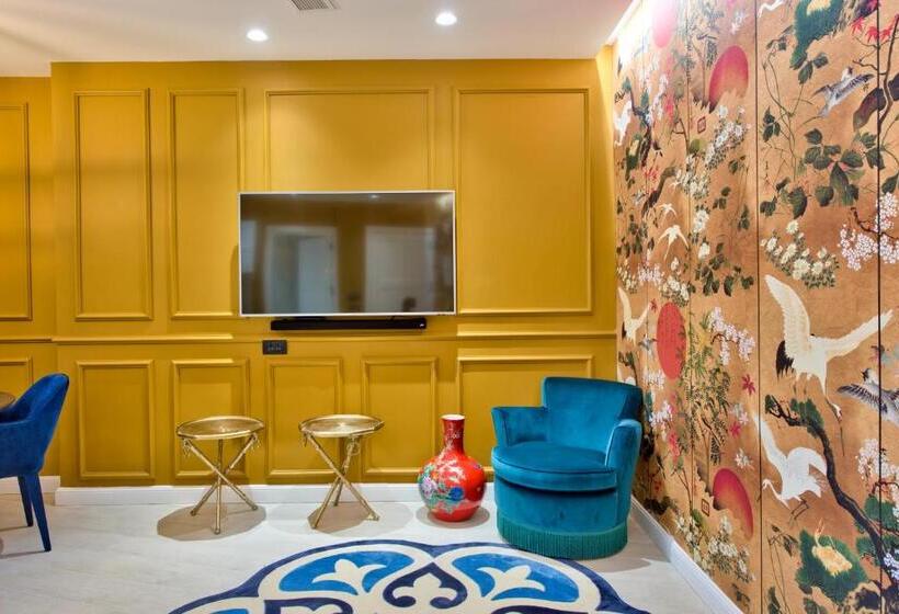 سوییت اجرایی, Holm Boutique & Spa Ik Collection