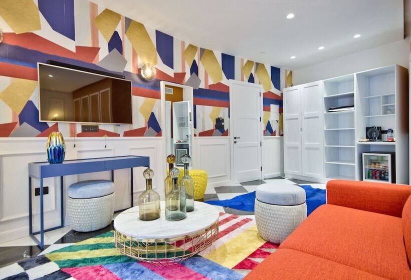 اتاق لوکس با وان آب گرم, Holm Boutique & Spa Ik Collection