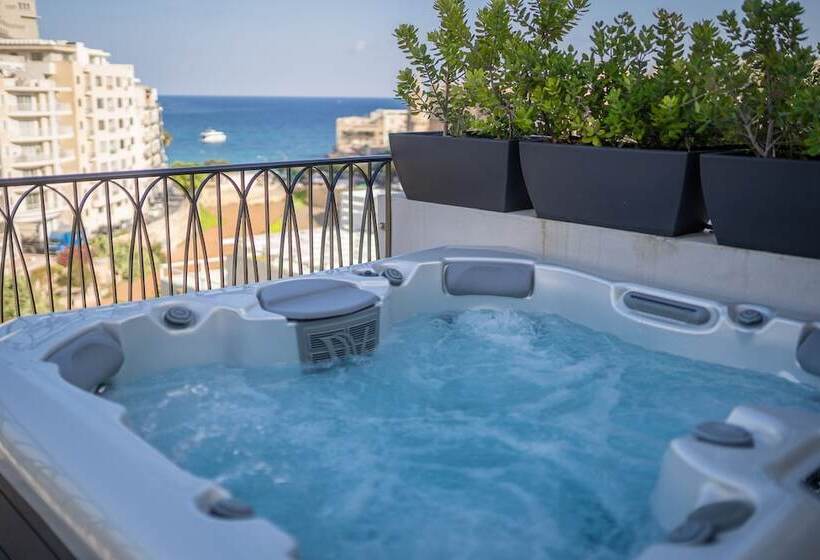 سوییت اجرایی, Holm Boutique & Spa Ik Collection