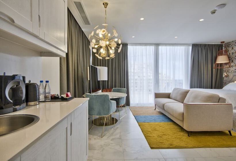 سوییت اجرایی, Holm Boutique & Spa Ik Collection