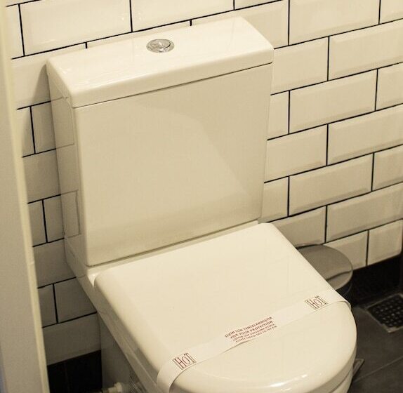 اتاق استاندارد, Hot Budget