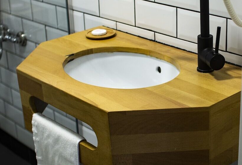 اتاق استاندارد, Hot Budget