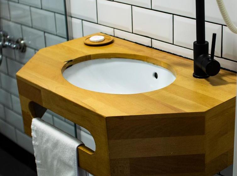 اتاق استاندارد, Hot Budget