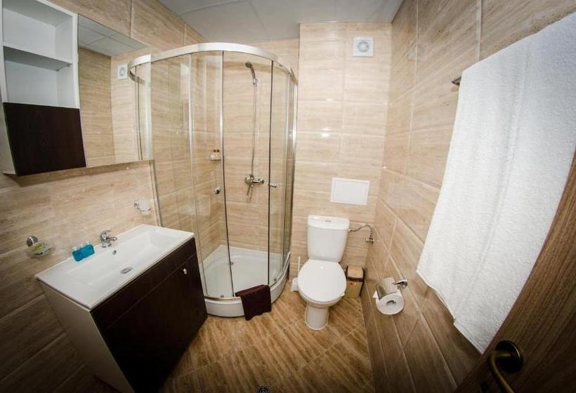 דירה בת חדר שינה 1 עם מרפסת, Premier Fort Cuisine   Full Board