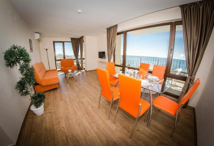 Апартаменты 2 Спальни с Балконом, Premier Fort Cuisine   Full Board