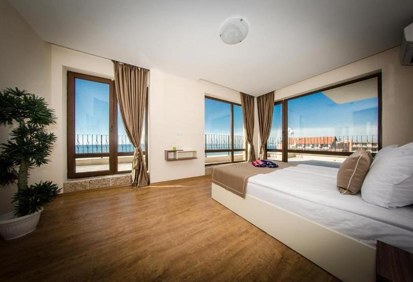 דירת שני חדרים עם מרפת, Premier Fort Cuisine   Full Board