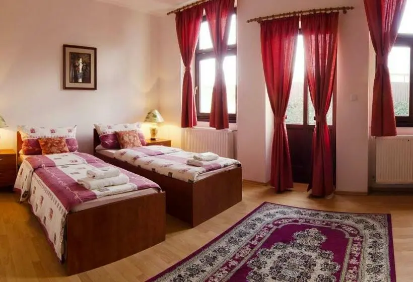 اتاق اکونومی یک تخته, The Rooms By Dalia
