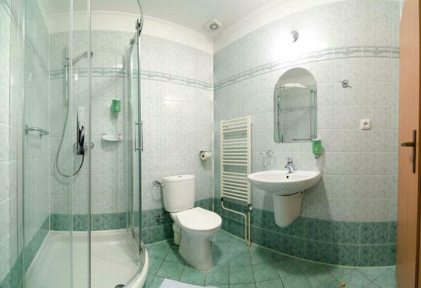 اتاق اکونومی یک تخته, The Rooms By Dalia