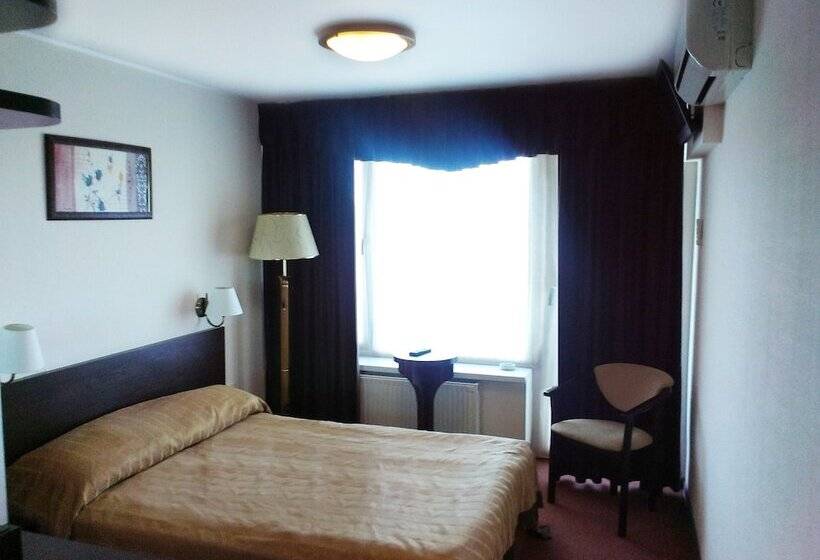 سوییت جونیور, Mirniy Resort