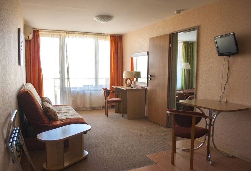 سوییت, Mirniy Resort