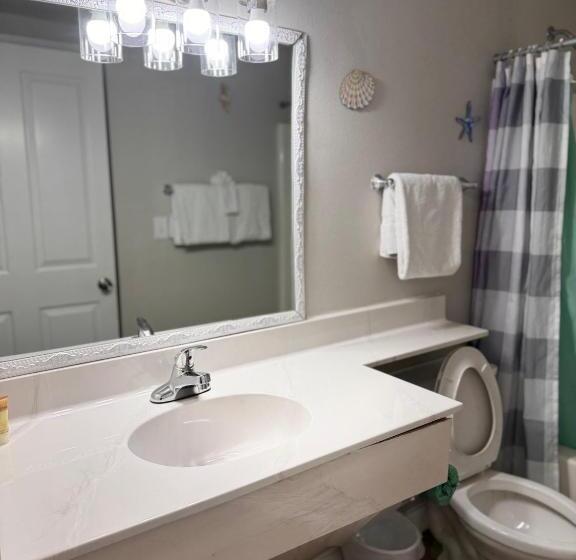 Superior 3-bedroom flat with sea view, Shores Of Panama Resort